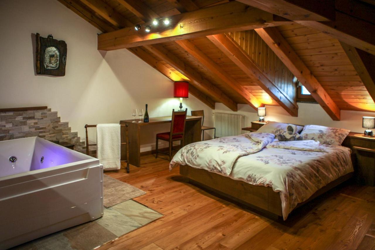 Maison Bordon - Le Petit Chateau Nus Kültér fotó